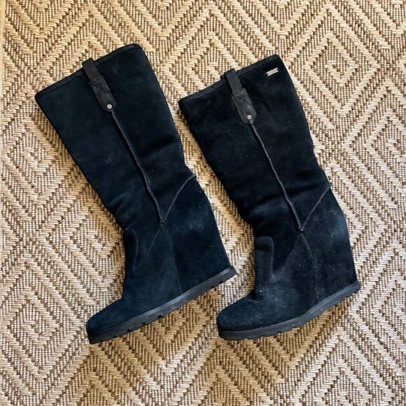 RARE!🔥Gently worn UGG Australia wedge knee high boots. - Picture 4 of 9